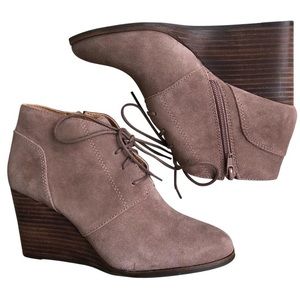 LUCKY BRAND SHYLOW BROWN SUEDE WEDGE BOOTIES $125